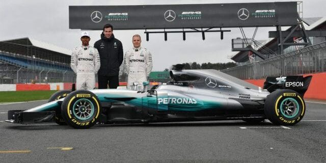 Mercedes-F1-2.jpg
